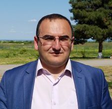 Artsakh MP Lernik Hovhannisyan Tours East Coast (Details)